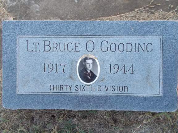  (O1290935), photograph by: Michelle (find a grave)